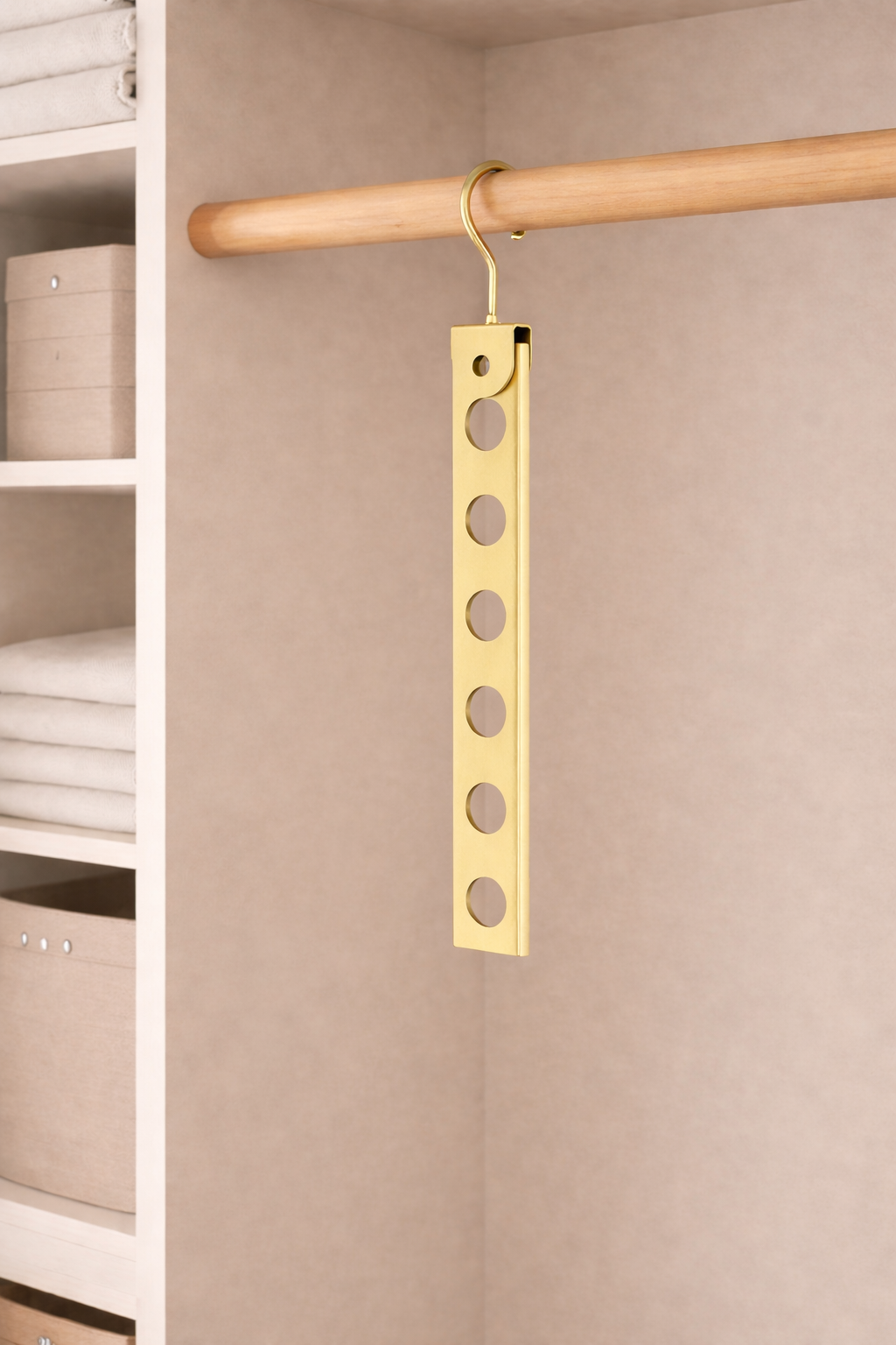 Everyday Multi-Hanger — Gold